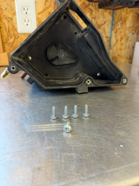 KLX140 Airbox Plate Screw Kit